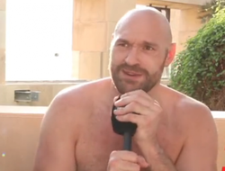 фото - У Фьюри есть компромат на Усика? Стало известно, о чём говорил Тайсон