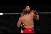 Видео боя: Алексей Олейник — Трэвис Браун