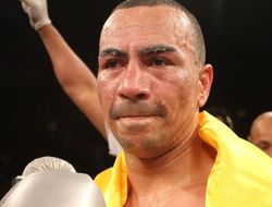 фото - Ривера одолел Васкеса, Бектемиров уступил Бранду