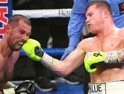 фото - Смотрите, кто объявился! Ковалёв искушает Канело «бесплатным» реваншем