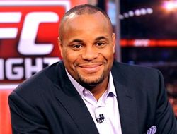 фото - Кормье рассказал, как Джонсон сможет победить его в реванше на UFC 206