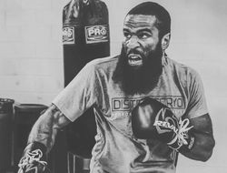 фото - Сергей Липинец едет в Вашингтон на бой с Ламонтом Питерсоном