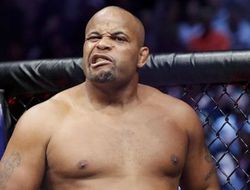 фото - Джон Джонс может уйти навсегда — уверен Даниэль Кормье