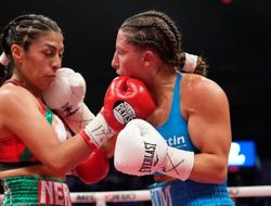 фото - Первая унификация 2023 года завершилась апсетом: результаты