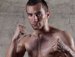 фото - Супертяж Гранат и еврочемпион Татли добывают дежурные победы