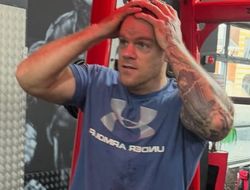 фото - Экс-претендент, который ронял Бетербиева, проиграл джорнимену