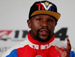 фото - Мэйуэзер прокомментировал предстоящий бой с Насукавой: Я и бороться немного умею!