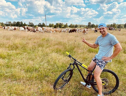 фото - Кличко контролирует стадо, Гарсиа "танцует" со снарядом, Макгрегор отужинал с супругой — соцсети 