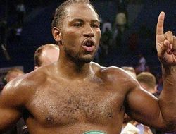 фото - Вести из соцсетей: Редкач с тёлкой, Кудряшов с бетоном, Ковалёв постригся перед боем