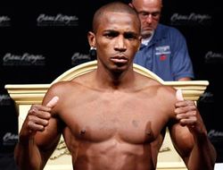 фото - Эрисланди Лара: «8 марта я бы побил и Альвареса, и Ангуло»