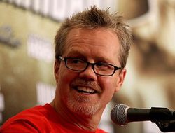 фото - Фредди Роуч: Мэйуэзер перебоксирует Головкина