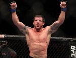 UFC: Бэйдер жёстко нокаутировал Латифи коленом в голову (+ видео)