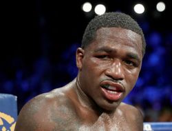 фото - С миру по нитке: появился постер боя Ковалёв−Альварес, Броунер завершил карьеру