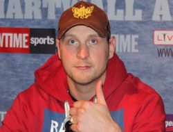 фото - Роберт Хелениус хочет в ринг, но ему мешает Sauerland Event