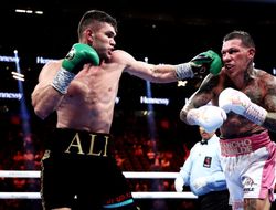 фото - Ахмедов из команды Головкина побил бойца легендарного Роуча