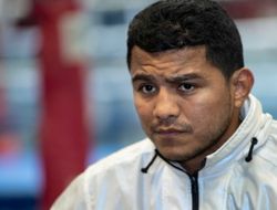 фото - Видео боя: Роман Гонсалес — Диомель Диокос