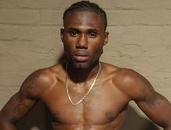 фото - Уолтерс не сделал вес и потерял титул: боя с Ломаченко не будет?