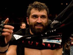 фото - UFC Fight Night: Андрей Орловский уничтожил «Бигфута» Силву!