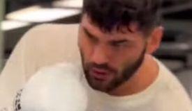 Хргович дал смелый прогноз на бой с Итаумой