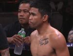 50-я годовщина Трилера в Маниле: экс-чемпион Тапалес побил Торо — видео