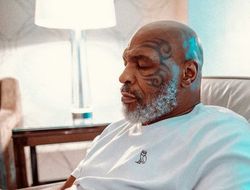 фото - «Тайсон – быдлан, женоненавистник и гомофоб». Яркая оценика от Уоррена