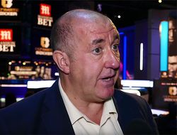 фото - Ломаченко не величайший легковес в истории, Комми может его побить — британский эксперт