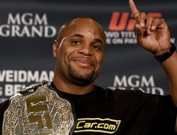 фото - Кормье о реванше с Джонсом: Это будет лёгкая работа