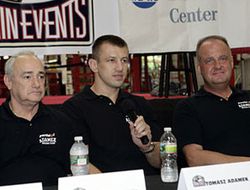 фото - Тренер Томаша Адамека: какая разница, с кем из Кличко драться?