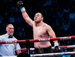 фото - Тренер Уайлдера угрожает Чжилеи «хирургической операцией»