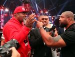 Бриггс сразится с ветераном UFC, говорун Коббс подерётся с экс-чемпионом