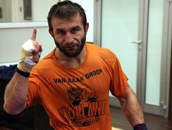 фото - Хурцидзе остановил Пенсона, Баранчик нокаутировал Томаса