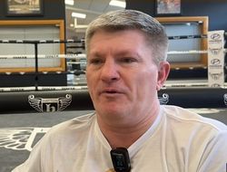 фото - «Усик лучше, чем мы думали». Хэттон о поражении Фьюри