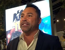 фото - Де Ла Хойя продолжает критиковать Мэйуэзера: Он никогда не дерётся с пиковыми соперниками