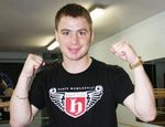 Келл Брук нахваливает белорусского оппонента, но не забывает о Хане