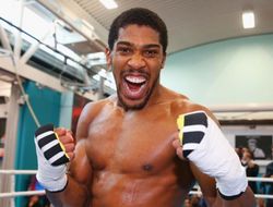 фото - Энтони Джошуа: Хочу снести Фьюри башку, управлюсь за 6 раундов