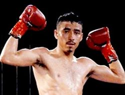 фото - (Результаты + Фото) Джовани Сегура остановил Омара Саладо