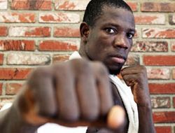 фото - Эдисон Миранда готов «покончить» с Нэйтеном Клеверли