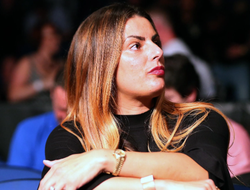 фото - Беллью подумывает о камбэке. Но есть неодолимое препятствие