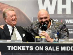 фото - Метания Фьюри. Промоутер Уоррен объяснил загадочное непостоянство Тайсона