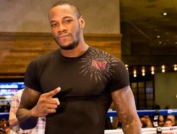 фото - С Кличко было скучно, а я возвращаю дивизиону яркие краски — Уайлдер