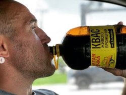 фото - Лопес отбил руки отцу, Броунер продолжает мечтать о $10 млн., Олейник употребляет слабоалкоголку за рулём — соцсети 