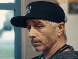 фото - Вышел фильм «Папаченко»: там оба Ломаченко, Усик, Гвоздик и другие — видео