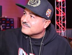 фото - «Поражения Ломаченко показывают, как побить Усика». Роберт Гарсия о переговорах с Джошуа 