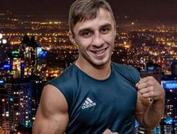 фото - Денис Лазарев переходит в профи: подписан контракт с Fight Promotions