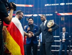 фото - Юниэр Дортикос — Мурату Гассиеву: Выпишу тебе обезболивающих препаратов