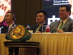 фото - Мэйуэзер стал «почётным» чемпионом WBC