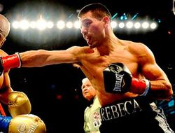 фото - 15 декабря: Альфредо Ангуло против Хорхе Сильвы