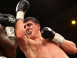 фото - Марко Хук хочет спарринговать с Холифилдом и Хэем