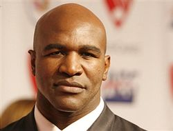 фото - Не Льюис и не Тайсон: Холифилд назвал самый сложный бой в карьере