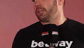 UFC Хьюстон. Дю Плесси назвал фаворита мейнивента